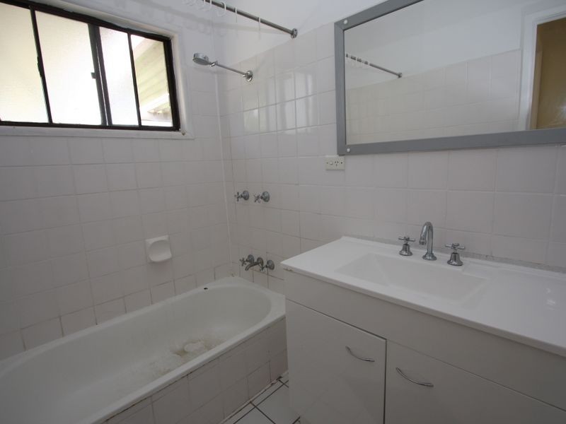 64 Jacaranda Avenue, Hollywell QLD 4216