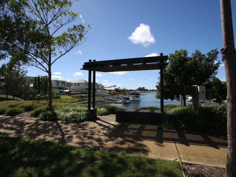 35 Southaven Drive, Helensvale QLD 4212