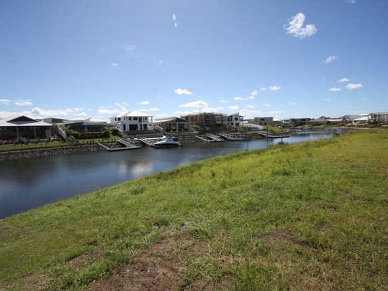 35 Southaven Drive, Helensvale QLD 4212