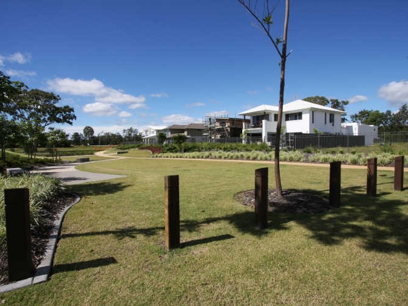 35 Southaven Drive, Helensvale QLD 4212