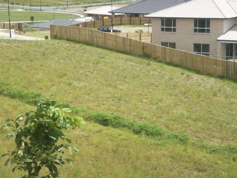 112 Wunburra Circuit, Pacific Pines QLD 4211