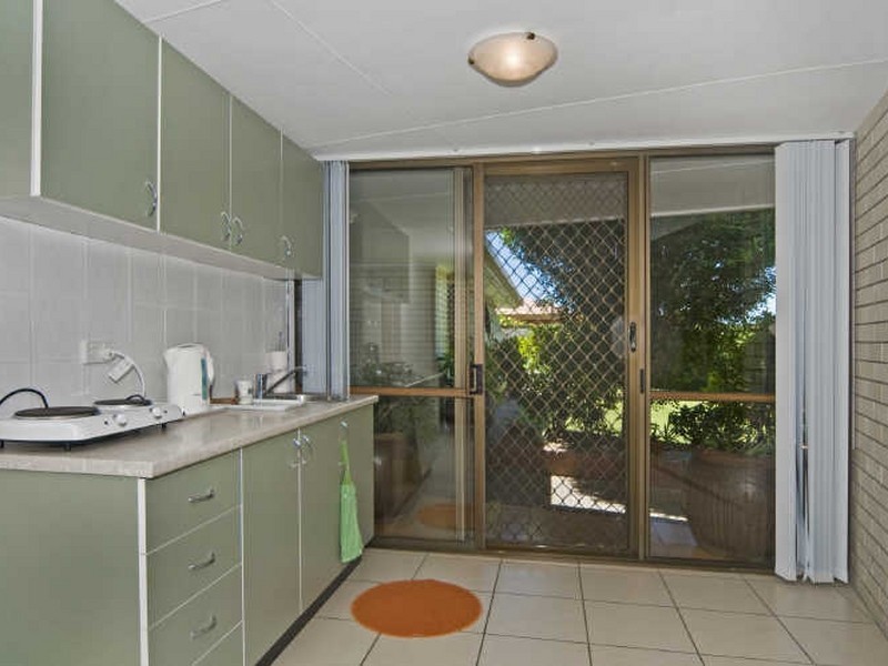 5 Wills Court, Paradise Point QLD 4216
