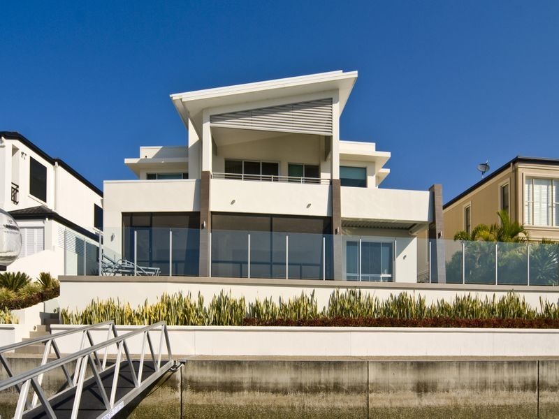 14 King Charles, Sovereign Islands QLD 4216