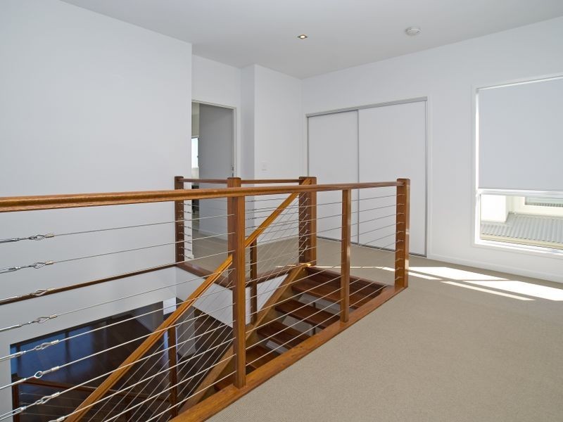 1/5 Nankeen Avenue, Paradise Point QLD 4216