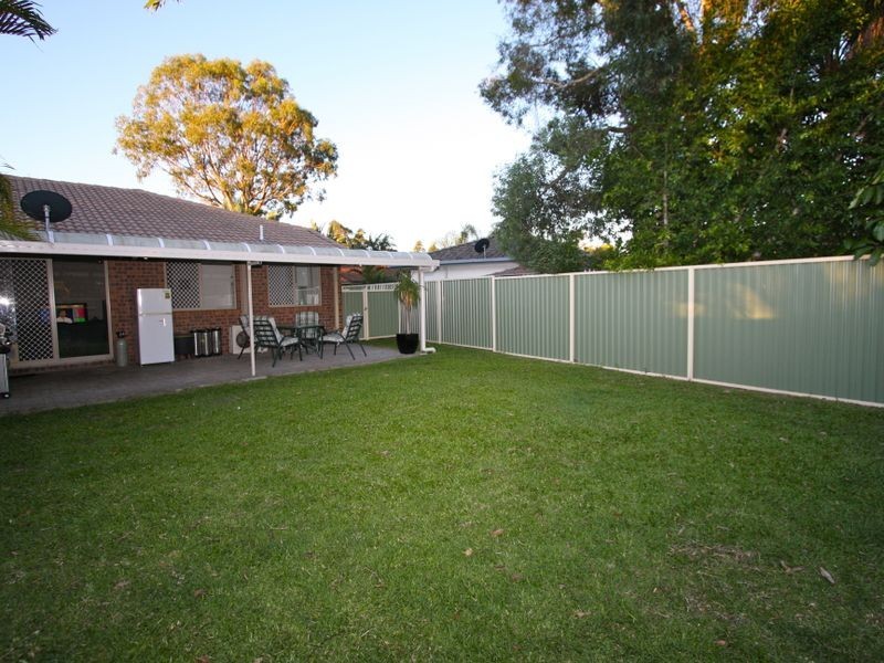 1/4 Harvey Court, Labrador QLD 4215