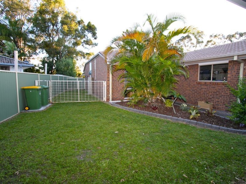 1/4 Harvey Court, Labrador QLD 4215
