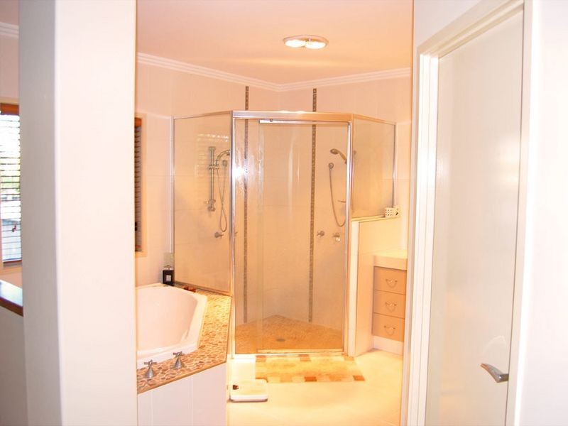 47 Jingella Street, Hope Island QLD 4212