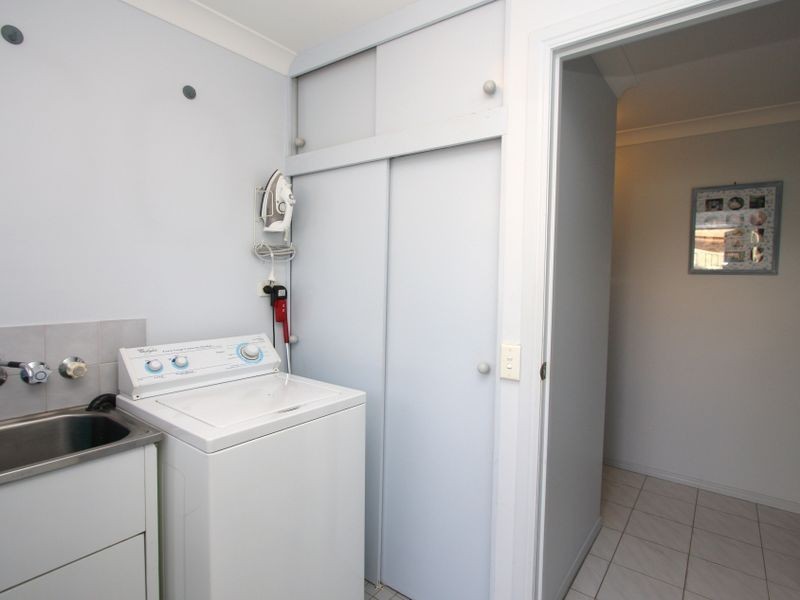 2/21 Maiala Close, Paradise Point QLD 4216