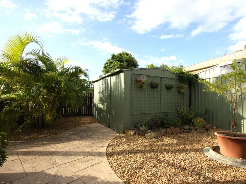 2/21 Maiala Close, Paradise Point QLD 4216