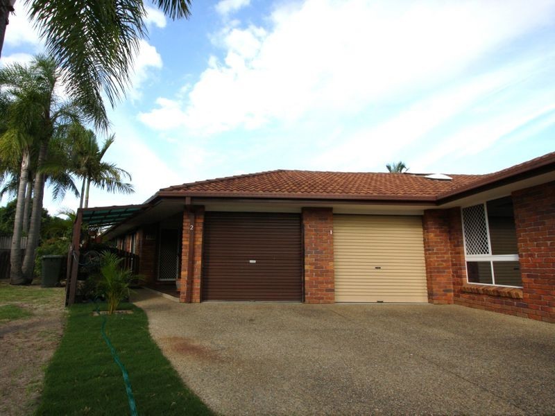 2/21 Maiala Close, Paradise Point QLD 4216