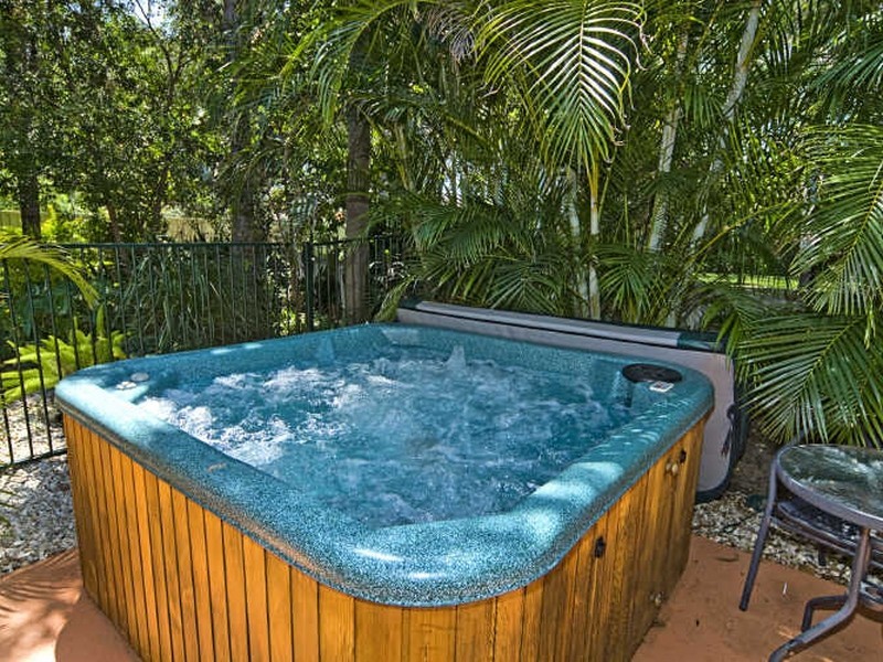 22 Bundarra Street, Coombabah QLD 4216