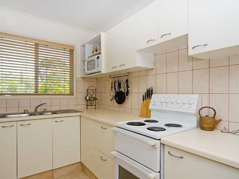 22 Bundarra Street, Coombabah QLD 4216