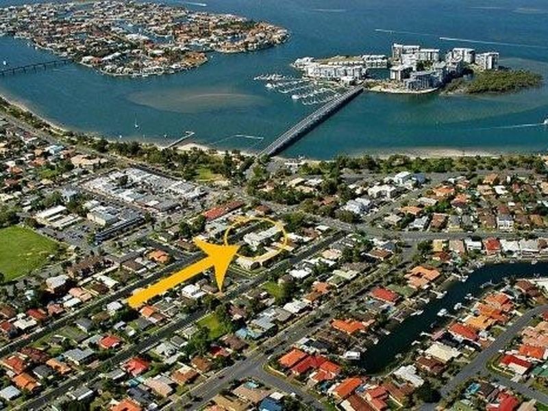 1/28 Milton Avenue, Paradise Point QLD 4216
