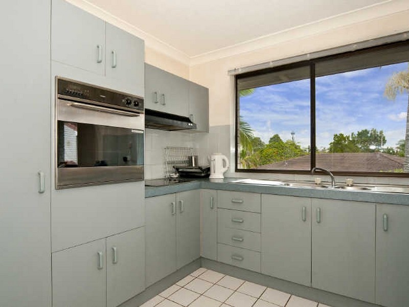 6/57 Milton Avenue, Paradise Point QLD 4216