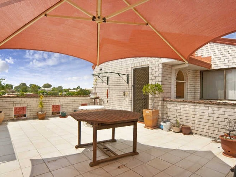 6/57 Milton Avenue, Paradise Point QLD 4216