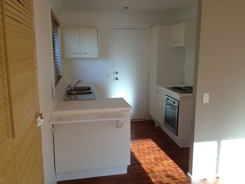 2/26 Rouen Avenue, Paradise Point QLD 4216