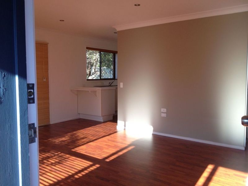 2/26 Rouen Avenue, Paradise Point QLD 4216