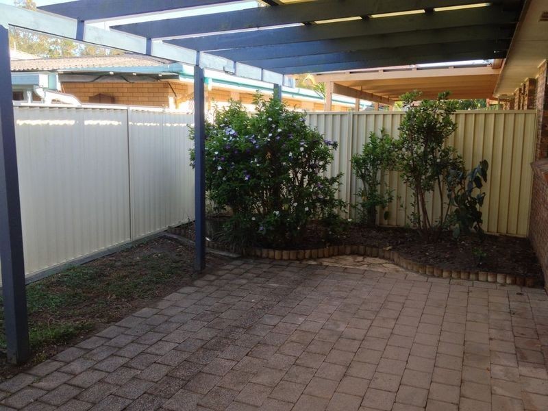 2/26 Rouen Avenue, Paradise Point QLD 4216