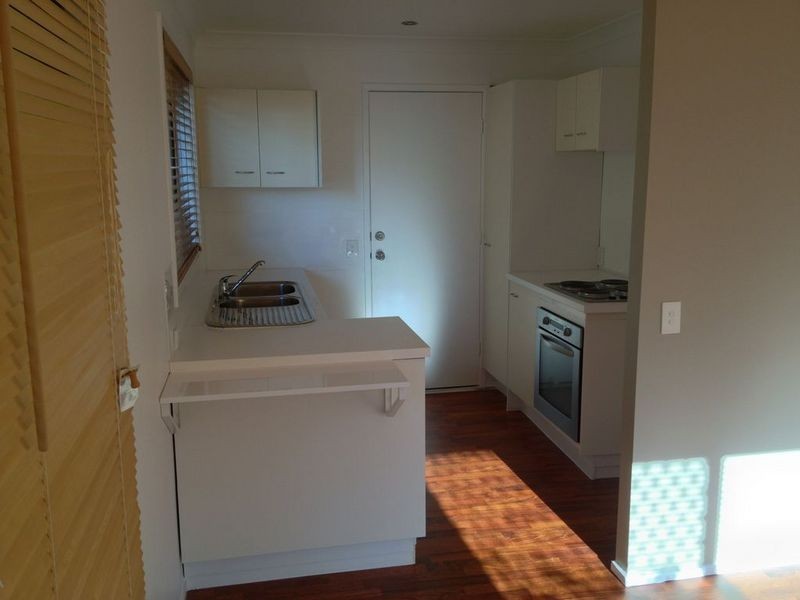 2/26 Rouen Avenue, Paradise Point QLD 4216