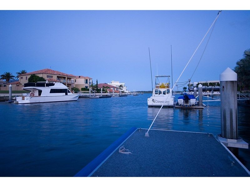 Sovereign Islands QLD 4216
