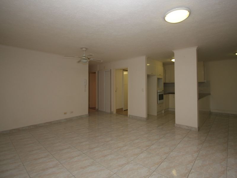 5/189 Surf Parade, Surfers Paradise QLD 4217