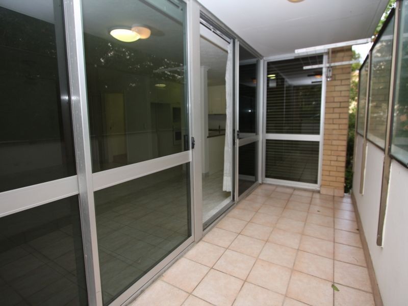 5/189 Surf Parade, Surfers Paradise QLD 4217