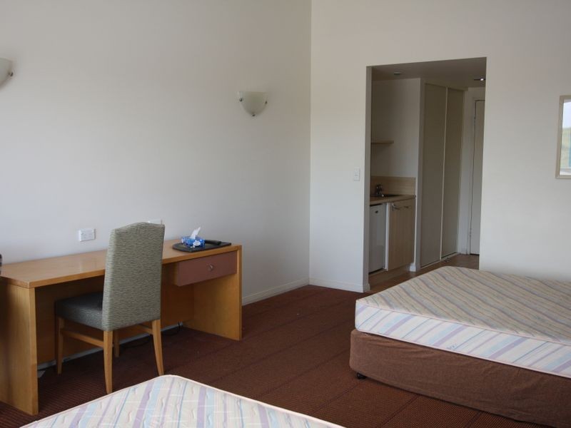 2016 Ramada Hotel, Hope Island QLD 4212