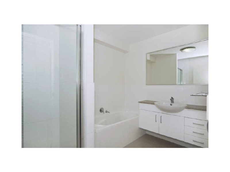 Paradise Point QLD 4216