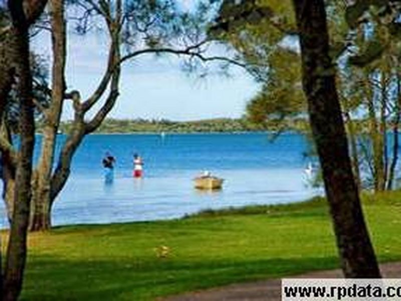 7 Abalone Avenue, Paradise Point QLD 4216