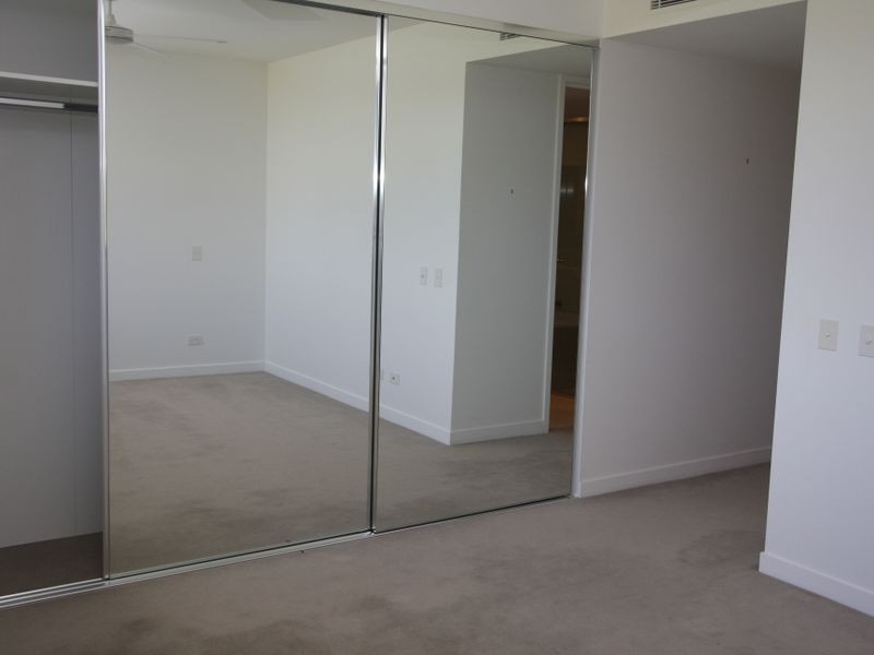 3101/323 Bayview Street, Hollywell QLD 4216