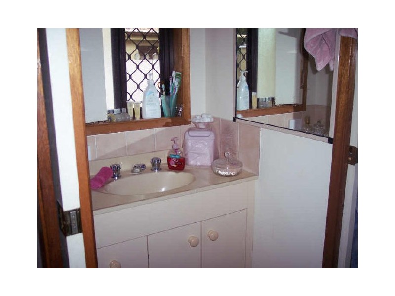 Paradise Point QLD 4216