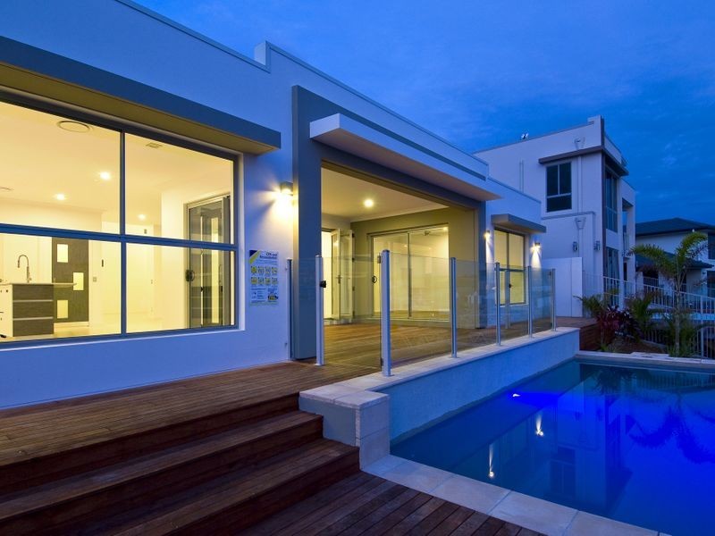 64 East Quay Drive, Biggera Waters QLD 4216