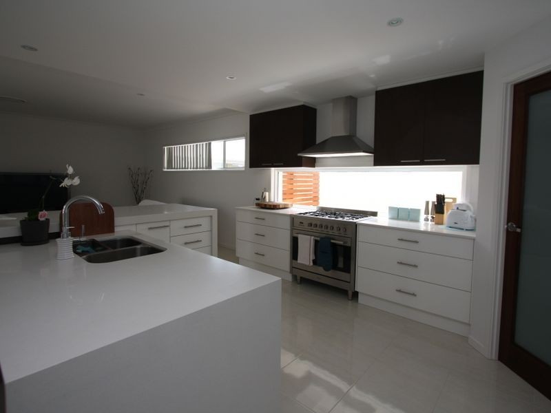 6 Iridium Drive, Hope Island QLD 4212