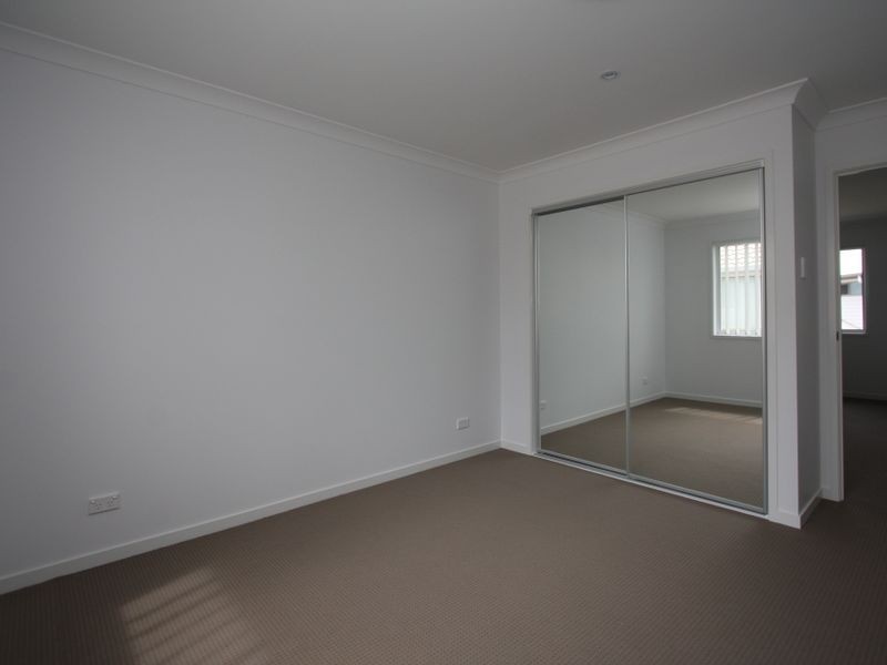 6 Iridium Drive, Hope Island QLD 4212