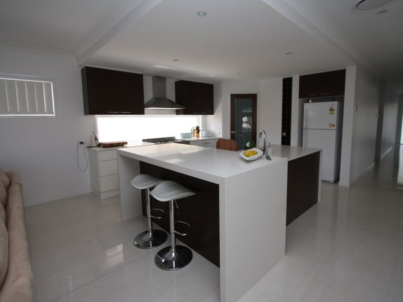 6 Iridium Drive, Hope Island QLD 4212