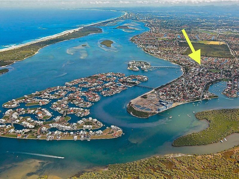 36 Errol Avenue, Paradise Point QLD 4216