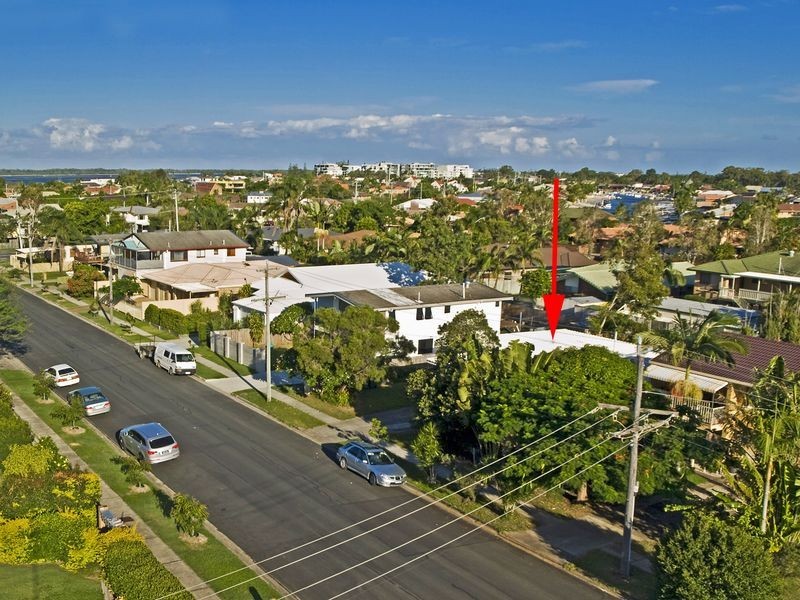 36 Errol Avenue, Paradise Point QLD 4216