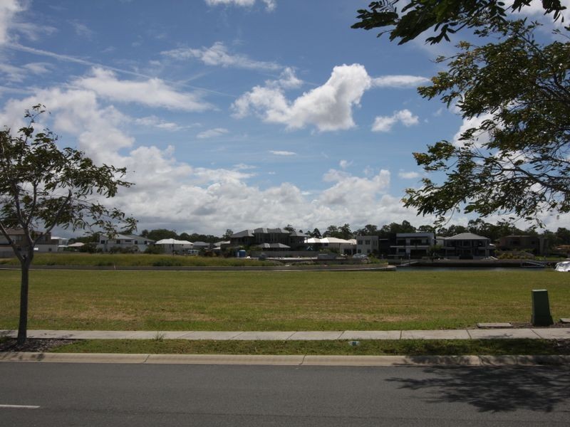 Biggera Waters QLD 4216