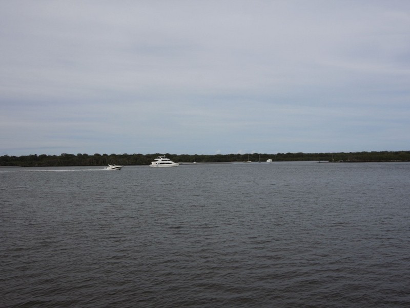 Sovereign Islands QLD 4216