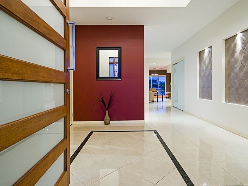 12 Coomera Court, Helensvale QLD 4212