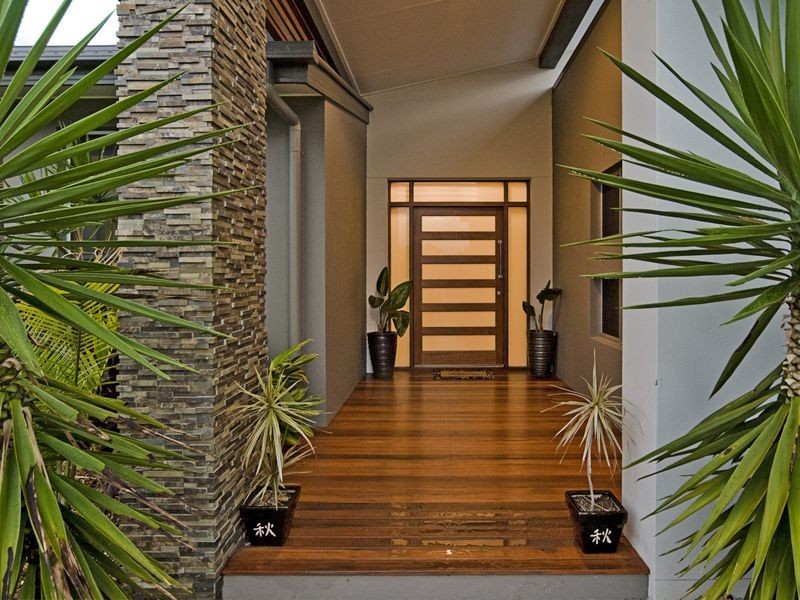 12 Coomera Court, Helensvale QLD 4212