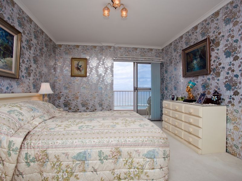 42/204 Ferny Avenue, Surfers Paradise QLD 4217