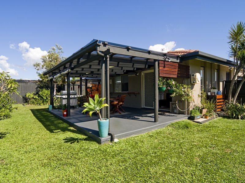 1/12 Crystal Reef Drive, Coombabah QLD 4216