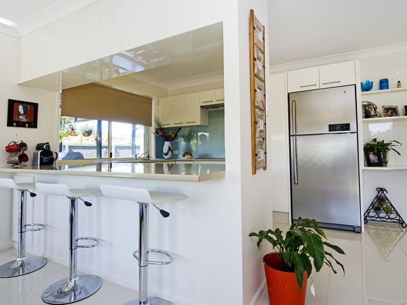 1/12 Crystal Reef Drive, Coombabah QLD 4216