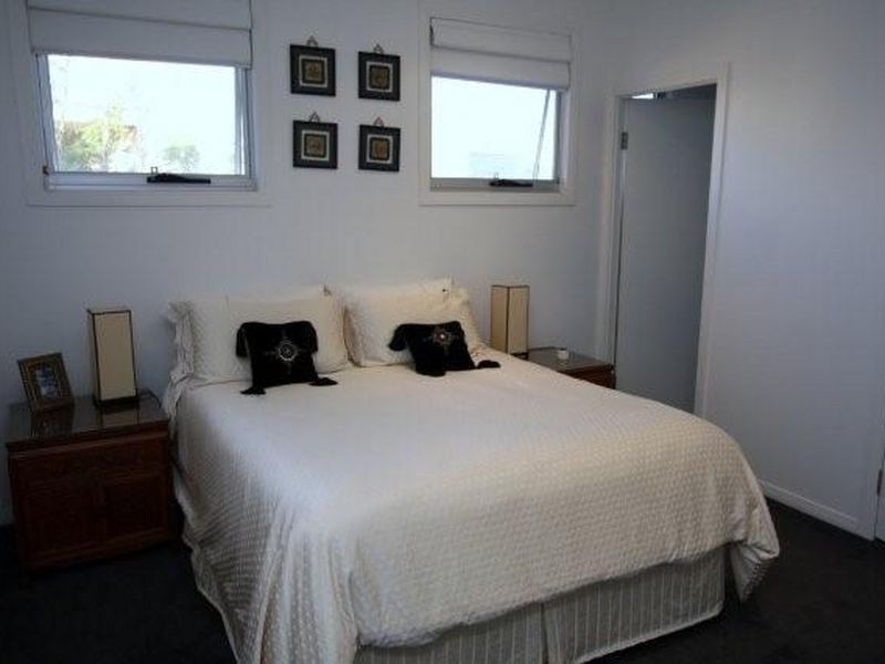 33 The Sovereign Mile, Sovereign Islands QLD 4216