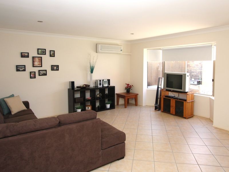 1/126 Oxley Drive, Paradise Point QLD 4216