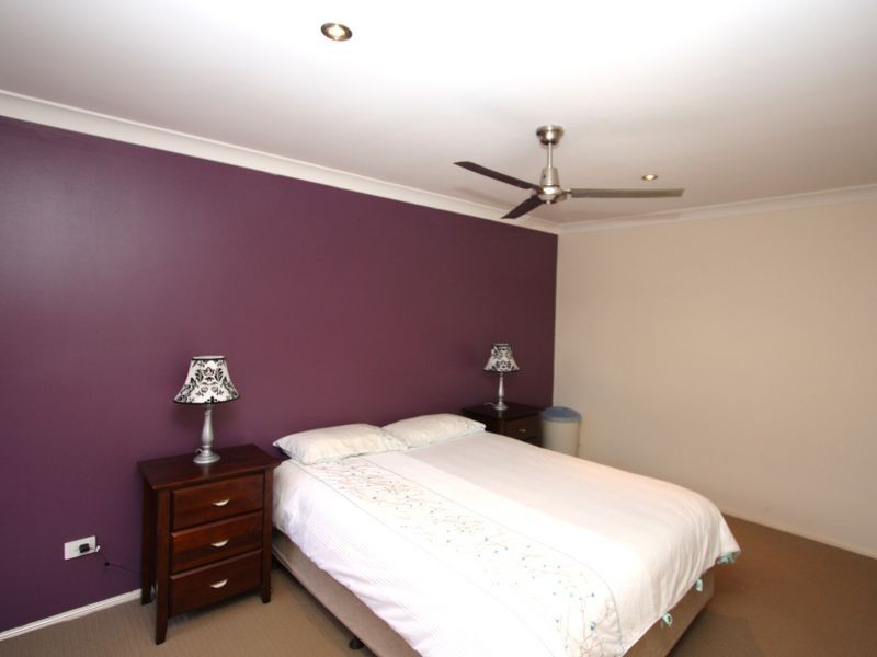 1/126 Oxley Drive, Paradise Point QLD 4216