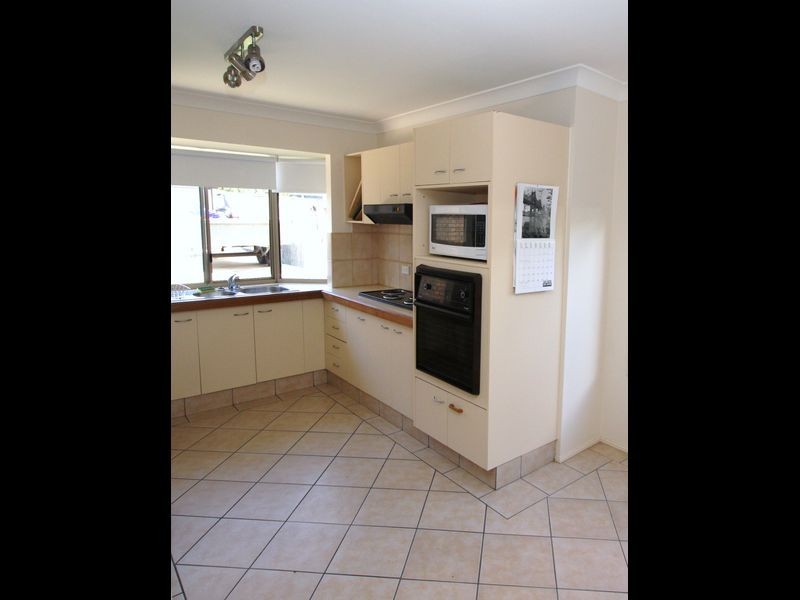 1/126 Oxley Drive, Paradise Point QLD 4216