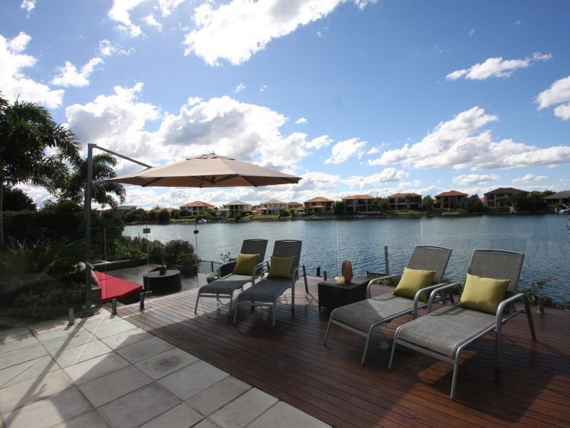 5 Sabrina Avenue, Hope Island QLD 4212