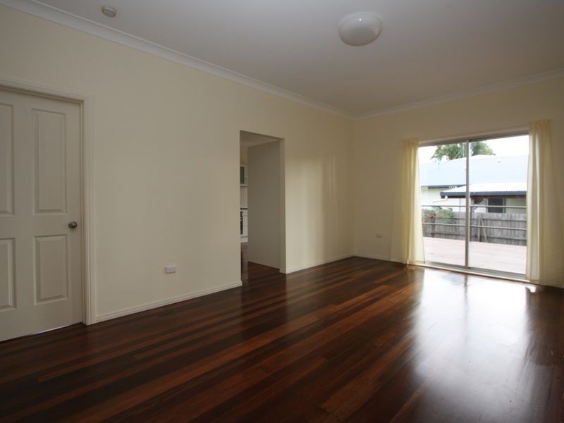 62 Coombe Avenue, Hope Island QLD 4212